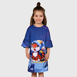 Платье клеш для девочки Праздничный тигренок 2022 Новогодний, цвет: 3D-принт — фото 2