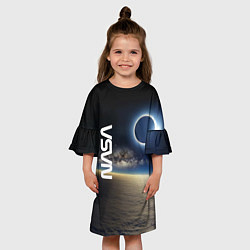 Платье клеш для девочки Солнечное затмение в открытом космосе, цвет: 3D-принт — фото 2