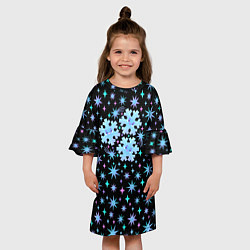 Платье клеш для девочки Снежинки в ночном небе с цветными звездами, цвет: 3D-принт — фото 2