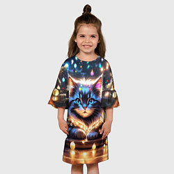 Платье клеш для девочки Кот с гирляндой среди новогодних украшений, цвет: 3D-принт — фото 2