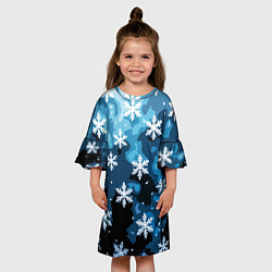 Платье клеш для девочки Стилизованный паттерн со снежинками тёмно-синий, цвет: 3D-принт — фото 2