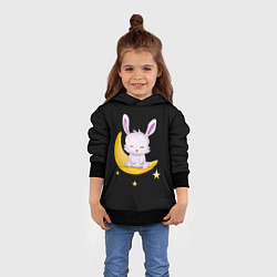 Толстовка-худи детская Крольчонок сидит на месяце на чёрном фоне, цвет: 3D-черный — фото 2