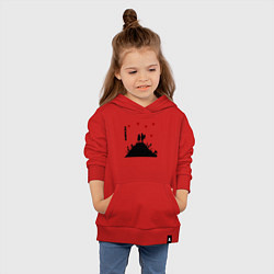 Толстовка детская хлопковая Banksy Бэнкси мальчик и девочка на горе оружия, цвет: красный — фото 2