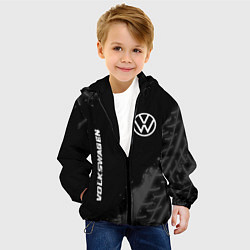 Куртка с капюшоном детская Volkswagen speed на темном фоне со следами шин: на, цвет: 3D-черный — фото 2