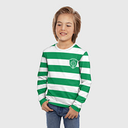 Лонгслив детский ФК Ахмат на фоне бело зеленой формы, цвет: 3D-принт — фото 2