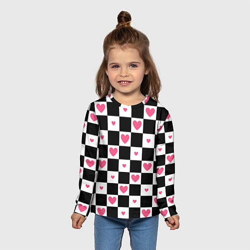 Детский лонгслив Розовые сердечки на фоне шахматной черно-белой дос / 3D-принт – фото 5