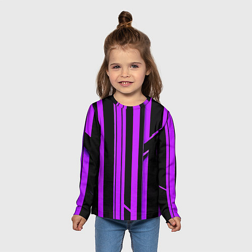 Детский лонгслив Толстые фиолетовые полосы на чёрном фоне / 3D-принт – фото 5