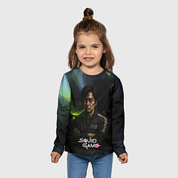 Лонгслив детский Игра в кальмара - игрок 218 скрещивает руки, цвет: 3D-принт — фото 2