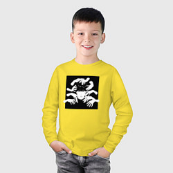 Лонгслив хлопковый детский БТС в руках, цвет: желтый — фото 2