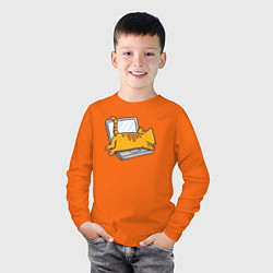 Лонгслив хлопковый детский Котик лежит на ноутбуке, цвет: оранжевый — фото 2