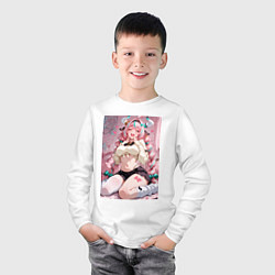 Лонгслив хлопковый детский Смущенная коровка с сердечками, цвет: белый — фото 2