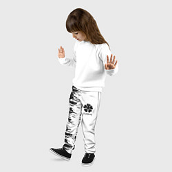 Брюки детские Чёрный клевер,, цвет: 3D-принт — фото 2