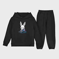 Детский костюм оверсайз Зайчонок обнял клубки The bunny hugged the balls, цвет: черный