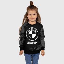 Свитшот детский BMW speed на темном фоне со следами шин, цвет: 3D-черный — фото 2