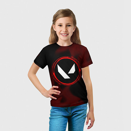Детская футболка Символ Valorant и краска вокруг на темном фоне / 3D-принт – фото 5