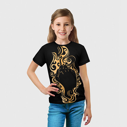 Детская футболка Поднятый вверх кулак, окруженный золотым пламенем / 3D-принт – фото 5