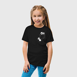Футболка хлопковая детская Панды сидят в кармане, цвет: черный — фото 2