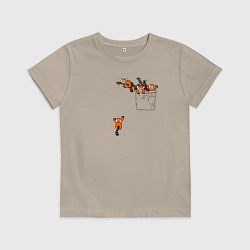 Футболка хлопковая детская Красные панды в кармане, цвет: миндальный