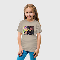 Футболка хлопковая детская Люси улыбается в бою - аниме Cyberpunk Edgerunners, цвет: миндальный — фото 2