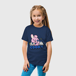 Футболка хлопковая детская Cooky BT21 Jungkook, цвет: тёмно-синий — фото 2