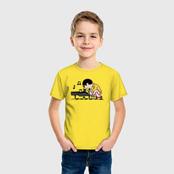 Футболка хлопковая детская Фредди Меркьюри за роялем, цвет: желтый — фото 2