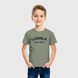 Футболка хлопковая детская Ludmila never alone - motto, цвет: авокадо — фото 2