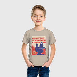 Футболка хлопковая детская Helldivers 2: Демократия нуждается в тебе, цвет: миндальный — фото 2