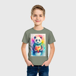Футболка хлопковая детская Нежная панда с сердцем в лапках, цвет: авокадо — фото 2