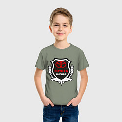 Футболка хлопковая детская Тойота моторс герб, цвет: авокадо — фото 2