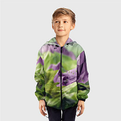 Ветровка с капюшоном детская Геометрический пейзаж фиолетовый и зеленый, цвет: 3D-черный — фото 2