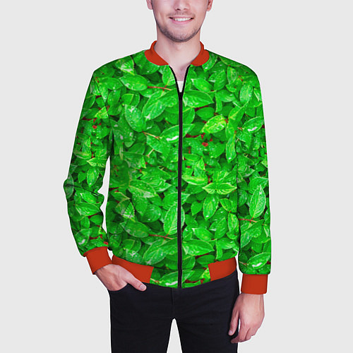 Мужской бомбер Зелёные листья - текстура / 3D-Красный – фото 3