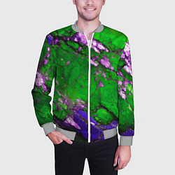 Бомбер мужской A purple mineral in a green stone, цвет: 3D-меланж — фото 2