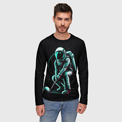 Лонгслив мужской Космонавт играет в гольф, цвет: 3D-принт — фото 2