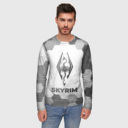 Лонгслив мужской Skyrim - white gradient, цвет: 3D-принт — фото 2