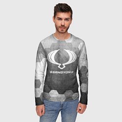 Лонгслив мужской SsangYong - grey gradient, цвет: 3D-принт — фото 2