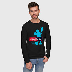 Лонгслив хлопковый мужской Disney Микки Маус цвета черный — фото 2