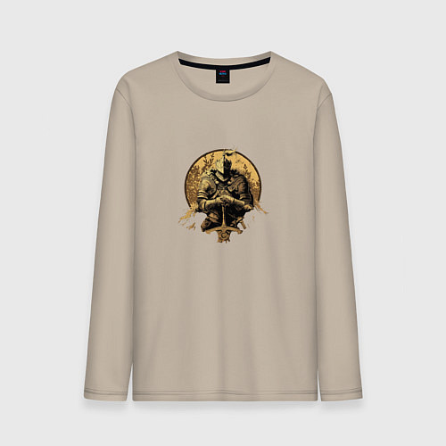 Мужской лонгслив Эмблемы элитного рыцаря / Миндальный – фото 1