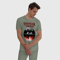 Пижама хлопковая мужская Очень странные дела, цвет: авокадо — фото 2