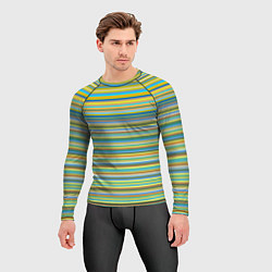 Рашгард мужской Горизонтальные разноцветные полосы, цвет: 3D-принт — фото 2