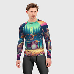 Рашгард мужской Группа скелетов даёт концерт под грибами, цвет: 3D-принт — фото 2