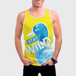 Майка-безрукавка мужская Оставайся диким - селезень, цвет: 3D-белый — фото 2