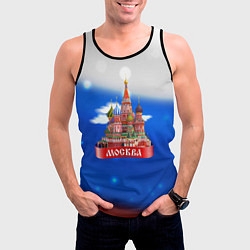 Майка-безрукавка мужская Москва на фоне флага России, цвет: 3D-черный — фото 2