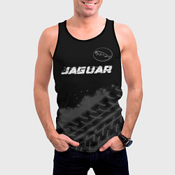 Майка-безрукавка мужская Jaguar speed на темном фоне со следами шин: символ, цвет: 3D-черный — фото 2