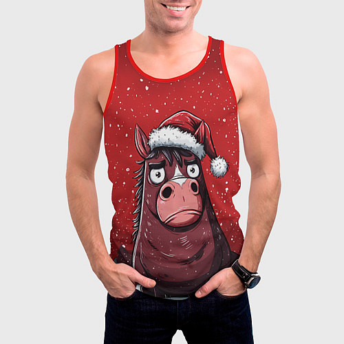 Мужская майка без рукавов Конь в новогодней шапке / 3D-Красный – фото 3