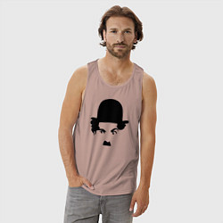 Майка мужская хлопок Чарли Чаплин, цвет: пыльно-розовый — фото 2