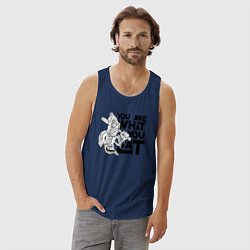 Майка мужская хлопок Ты то , что ешь, цвет: тёмно-синий — фото 2