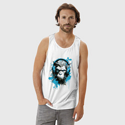 Майка мужская хлопок Обезьяна меломан в наушниках, цвет: белый — фото 2