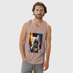 Майка мужская хлопок Заяц в огненном лесу, цвет: пыльно-розовый — фото 2