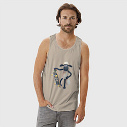 Майка мужская хлопок Барашек Шон со скейтом, цвет: миндальный — фото 2