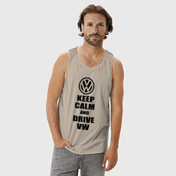 Майка мужская хлопок Keep Calm & Drive VW, цвет: миндальный — фото 2